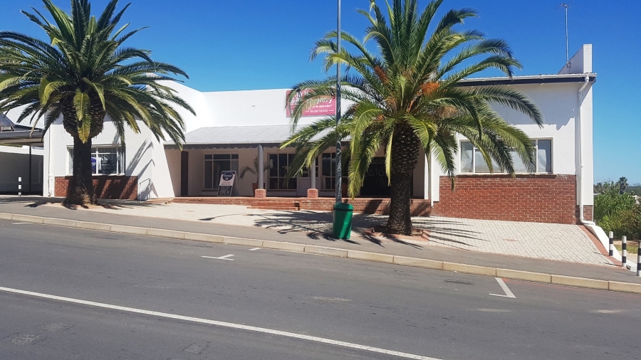 5 Bedroom Property for Sale in Hopefield Rural Western Cape